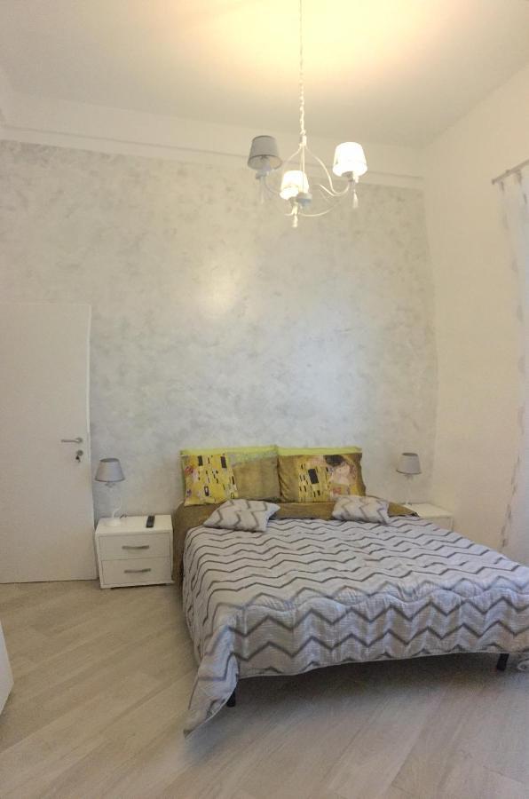 Casa Theodor B&B Νάπολη Εξωτερικό φωτογραφία